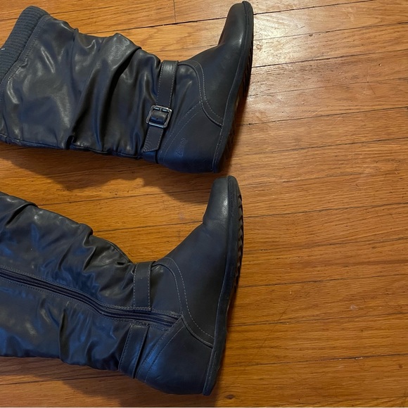 Cougar Waterproof Boots. - Picture 6 of 11